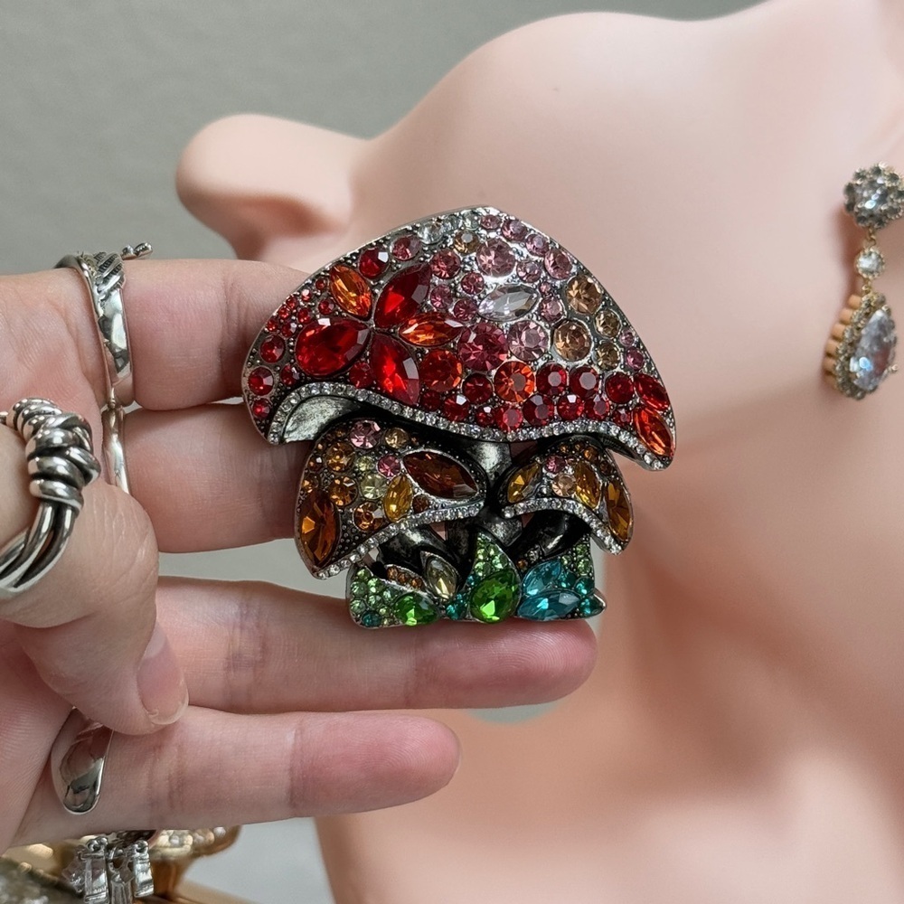 Colorful Rhinestone Mushroom Brooch Pin (A) - Picture 11 of 12